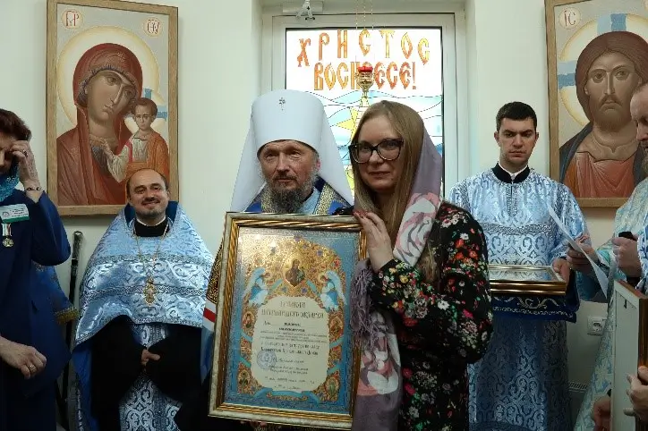 Митрополит Вениамин посетил палаты Центра