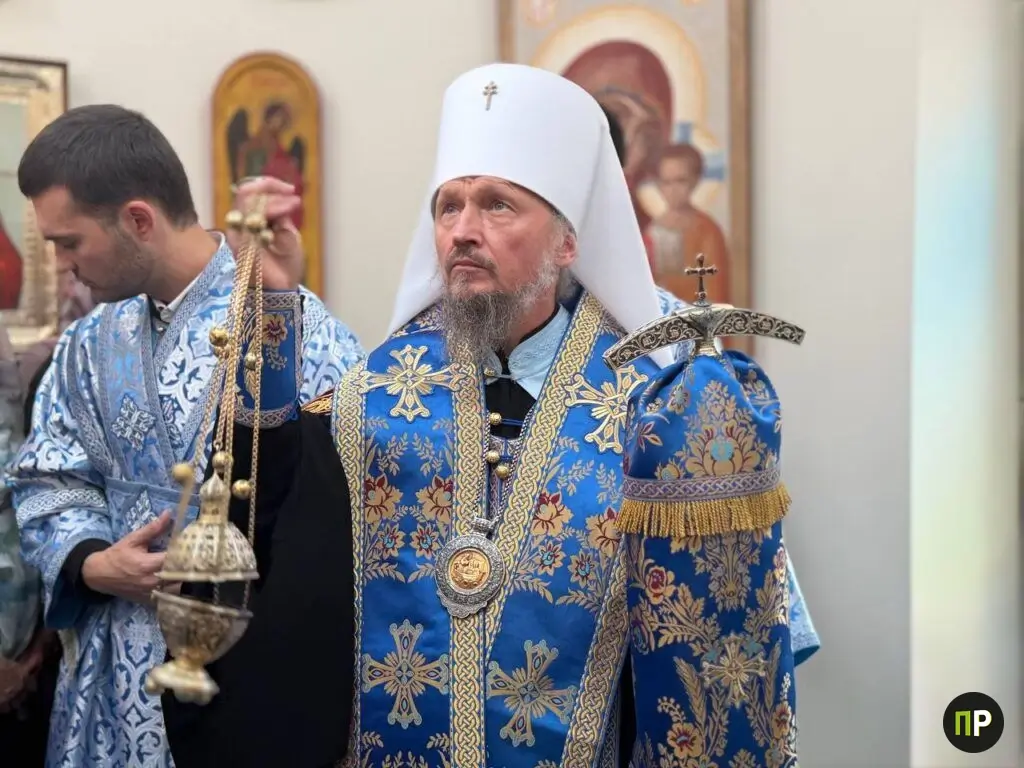 Митрополит Вениамин в центре паллиативной помощи детям